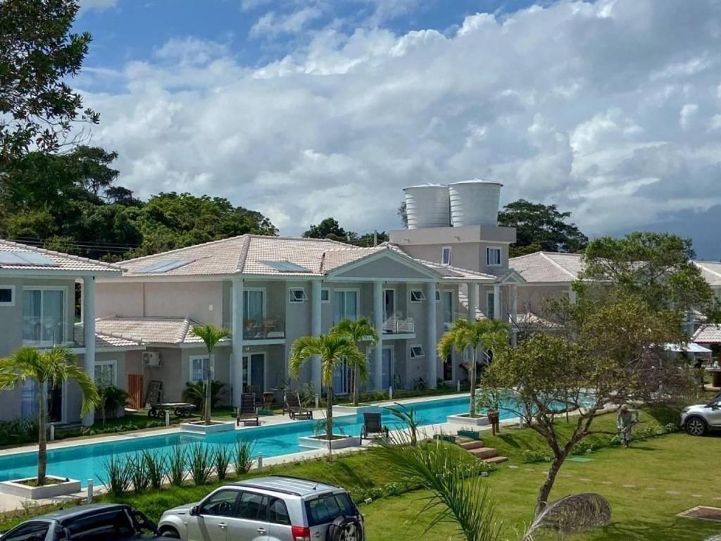 Casa Em A 200m Da Em Arraial D'ajuda, Com 3 Suites, Sala Climatizada, Area Gourmet Privativa, Internet 300mbps, Com Piscinas Adulto E Infantil, Sauna, Quadra De Tenis E Portaria 24hrs. * Porto Seguro